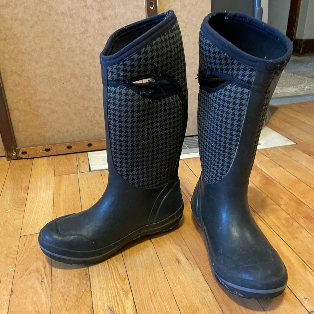 Womens Size8 Waterproof BOGS Insulated Boots